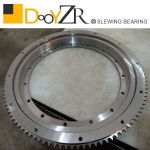 Light slewing bearing